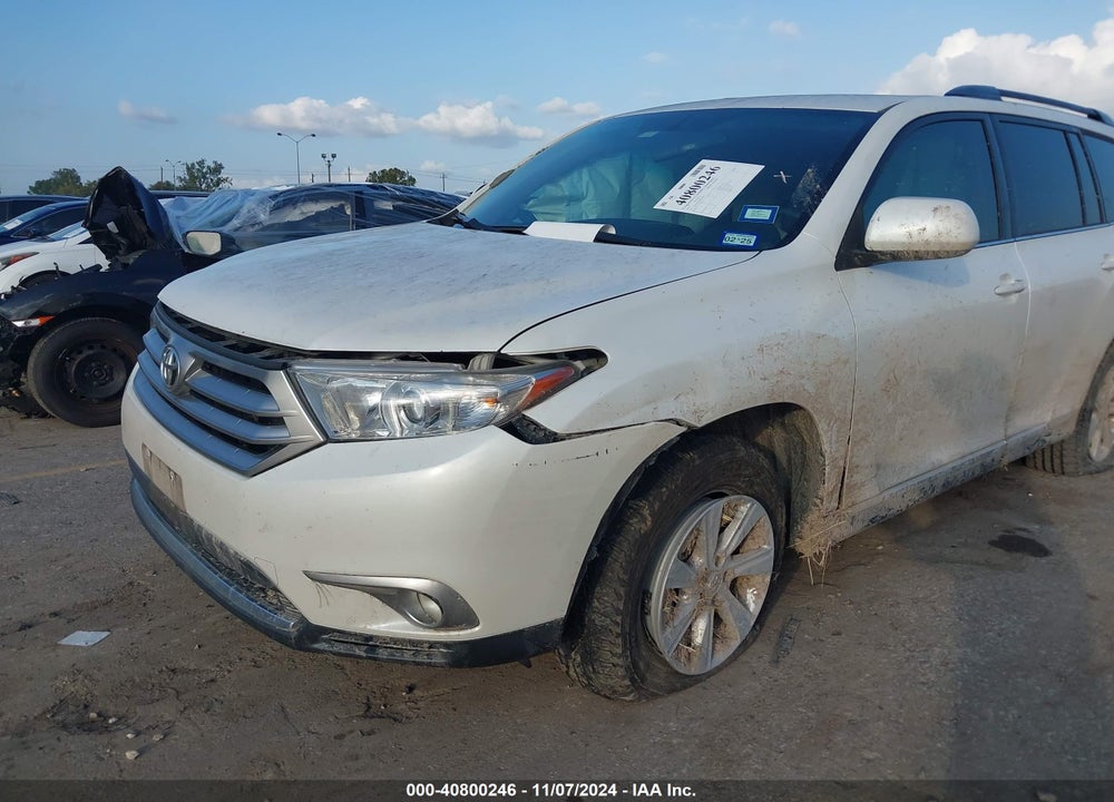 2013 TOYOTA HIGHLANDER BASE PLUS VIN: 5TDZA3EH6DS043667