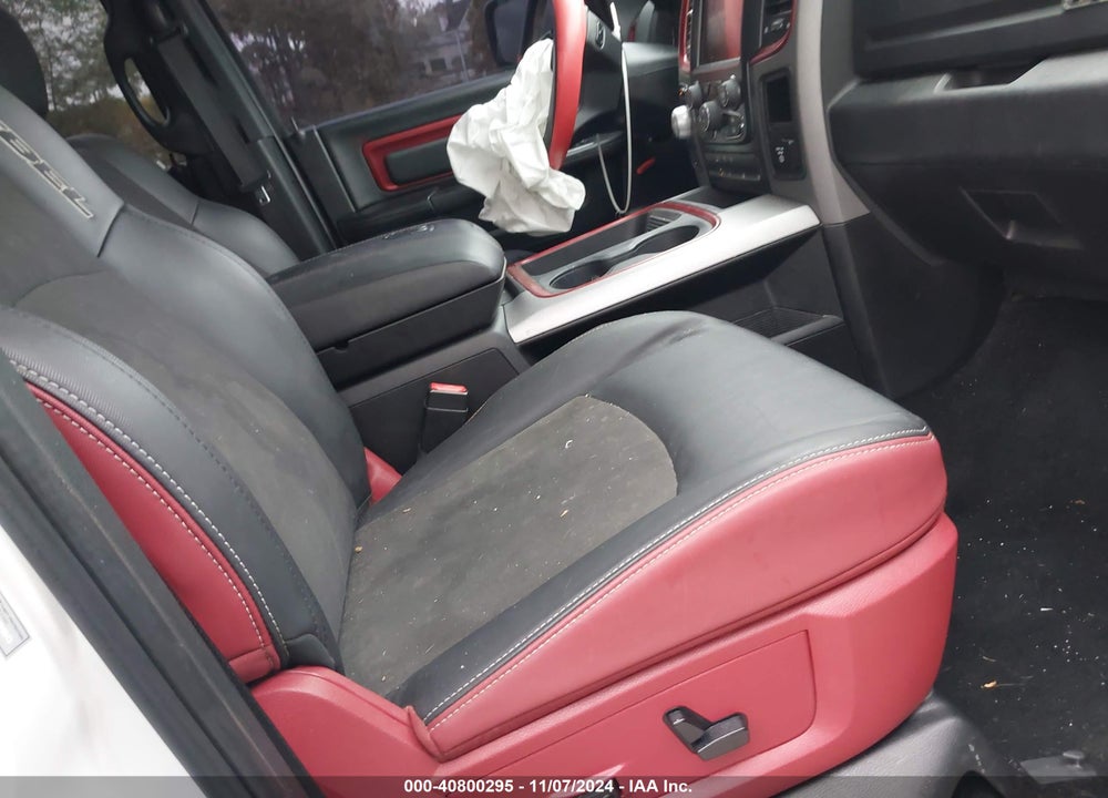 2017 RAM 1500 VIN: 1C6RR7YT0HS670787