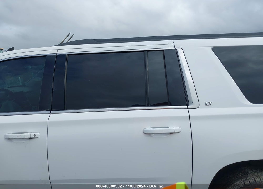 2015 CHEVROLET SUBURBAN 1500 LT VIN: 1GNSCJKC7FR296868