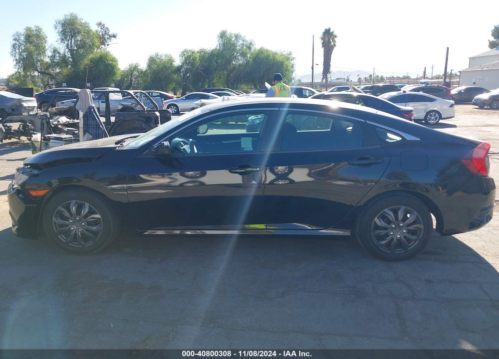 2018 HONDA CIVIC VIN: 2HGFC2F58JH588597