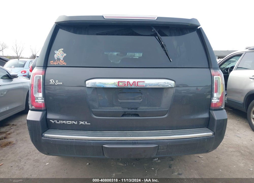 2017 GMC YUKON XL DENALI VIN: 1GKS2HKJ7HR285265
