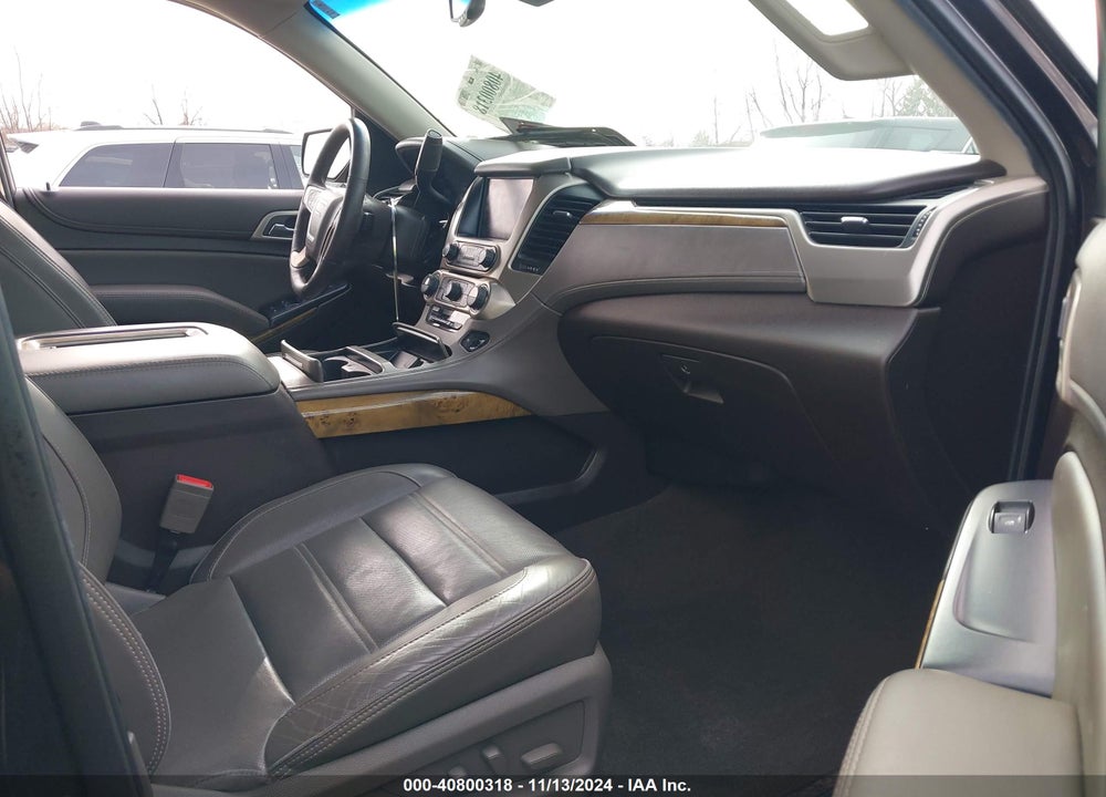 2017 GMC YUKON XL DENALI VIN: 1GKS2HKJ7HR285265