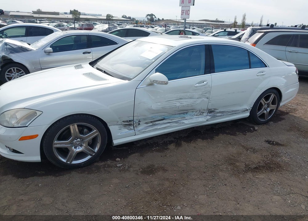 2008 MERCEDES-BENZ S 550 VIN: WDDNG71X88A166459