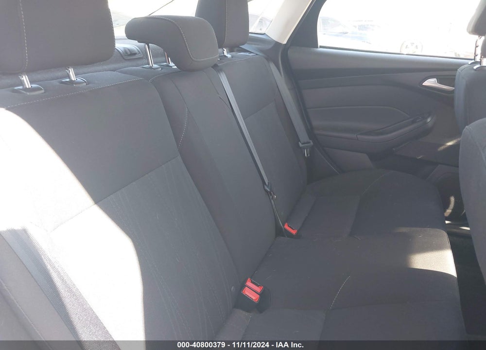 2017 FORD FOCUS SEL VIN: 1FADP3H23HL276547