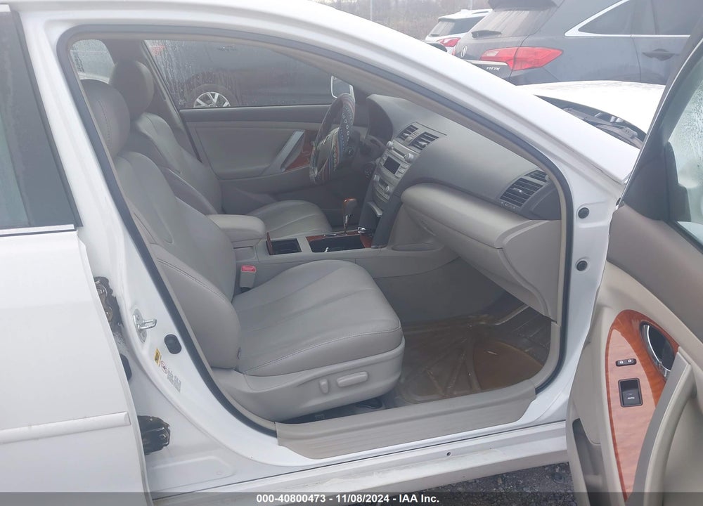 2011 TOYOTA CAMRY XLE VIN: 4T1BF3EK5BU756157
