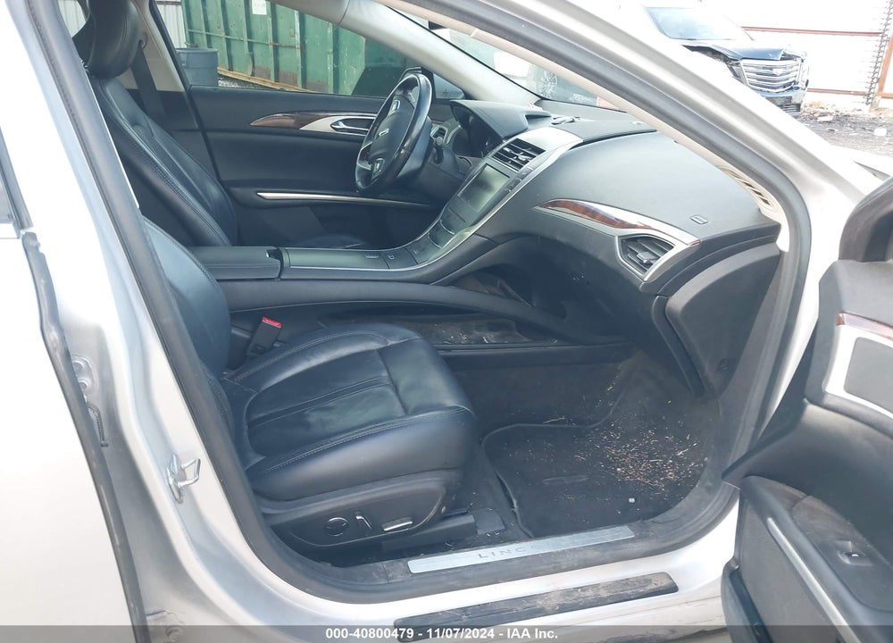 2015 LINCOLN MKZ HYBRID VIN: 3LN6L2LU8FR610826