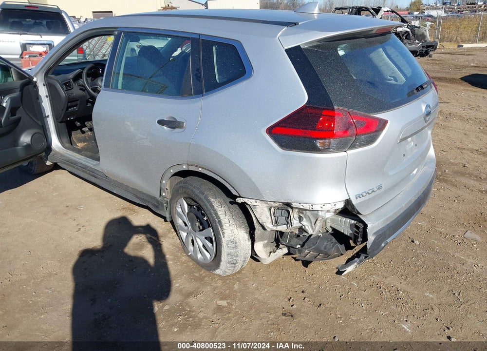 2017 NISSAN ROGUE S VIN: 5N1AT2MV1HC792968