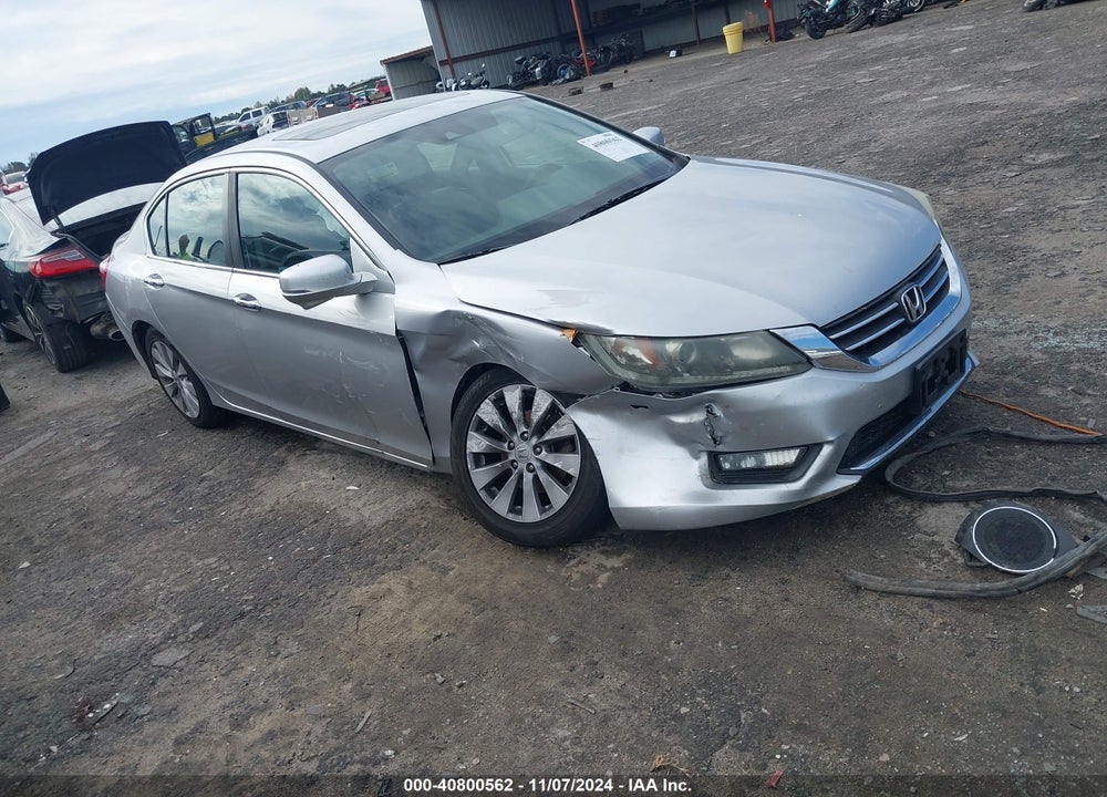 2015 HONDA ACCORD EX-L VIN: 1HGCR2F84FA035740