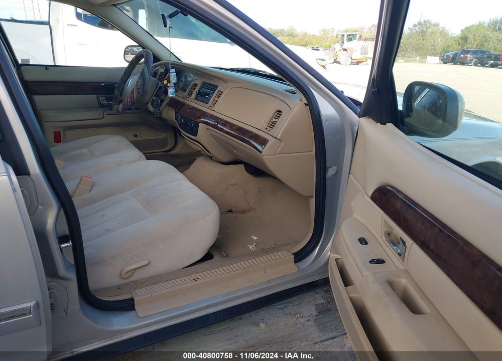 2008 MERCURY GRAND MARQUIS GS VIN: 2MEFM74V48X618821