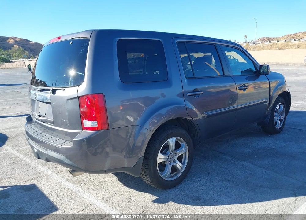 2015 HONDA PILOT EX VIN: 5FNYF3H45FB020975