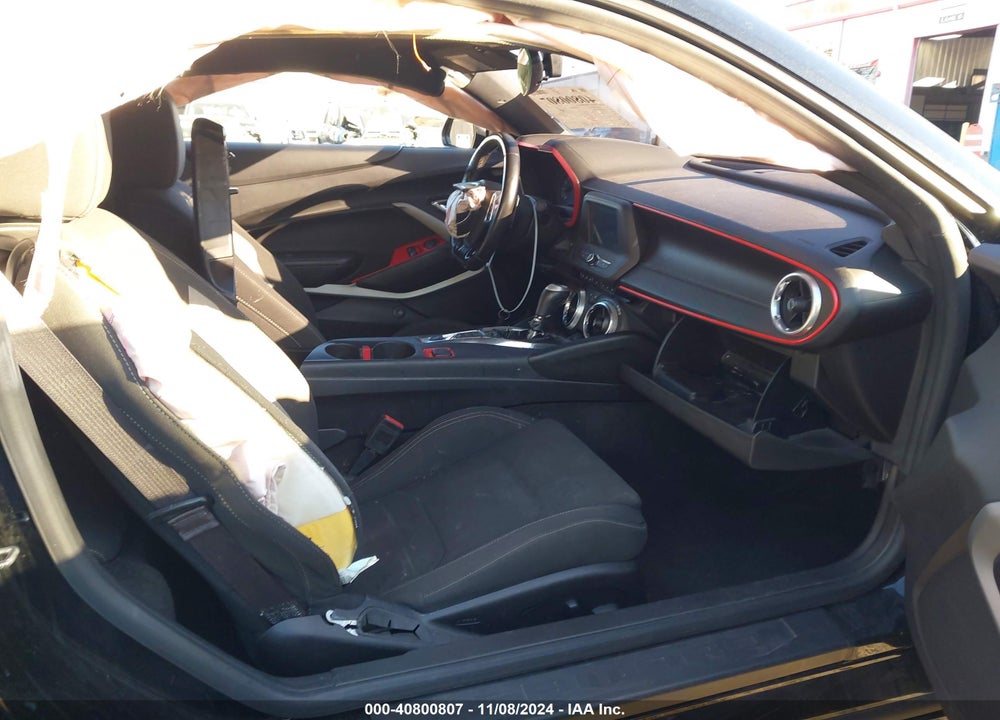 2017 CHEVROLET CAMARO VIN: 1G1FB1RSXH0112629