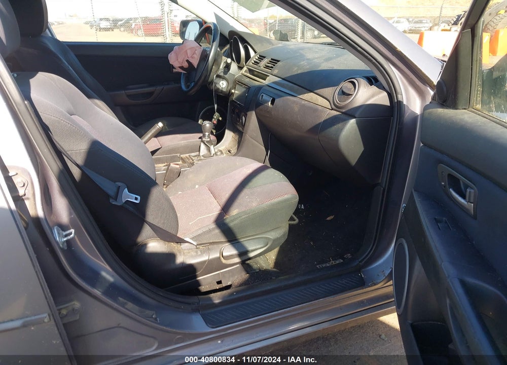 2006 MAZDA 3 S VIN: JM1BK143361529670