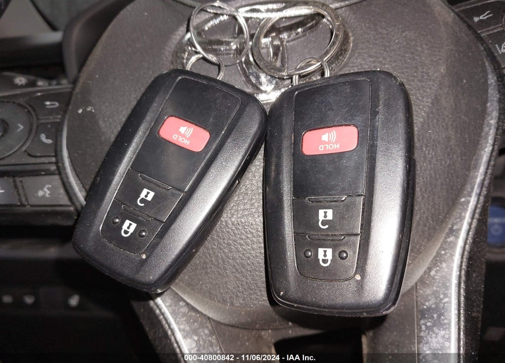 2020 TOYOTA RAV4 HYBRID XLE VIN: JTMRWRFV2LJ046828