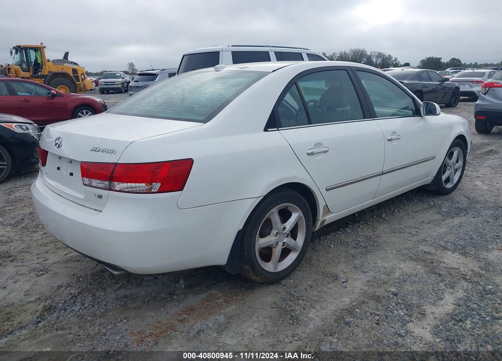 2008 HYUNDAI SONATA LIMITED V6/SE V6 VIN: 5NPEU46F28H355411
