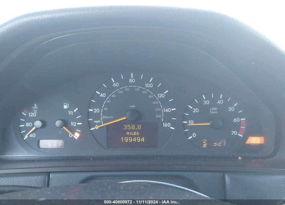 2001 MERCEDES-BENZ E 320 VIN: WDBJF65J61B336800
