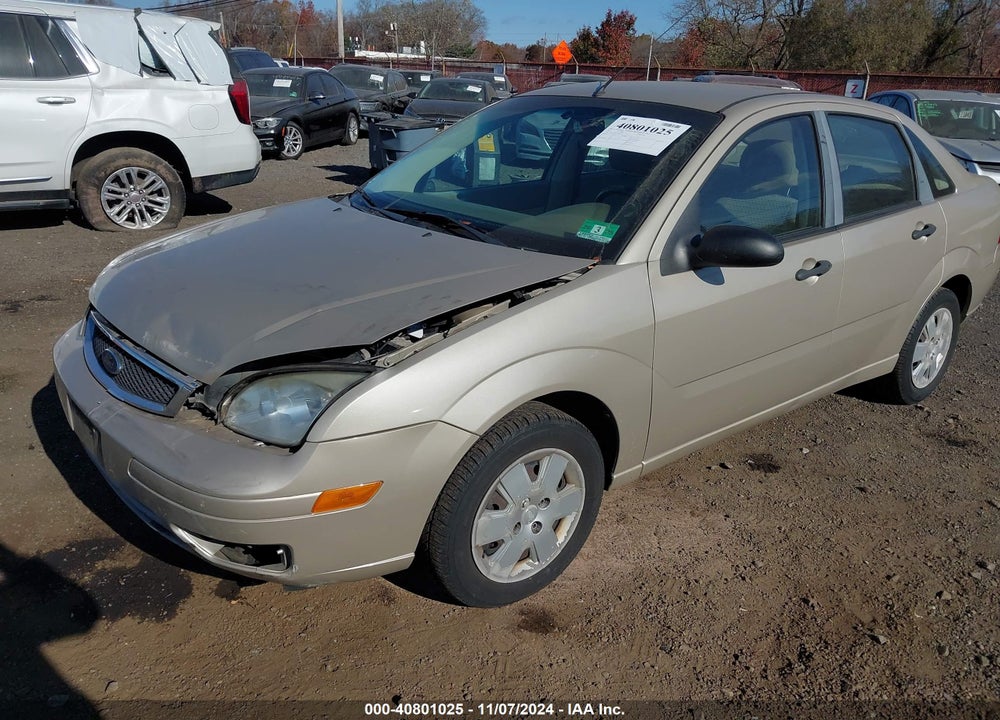 2007 FORD FOCUS S/SE/SES VIN: 1FAFP34N07W207577
