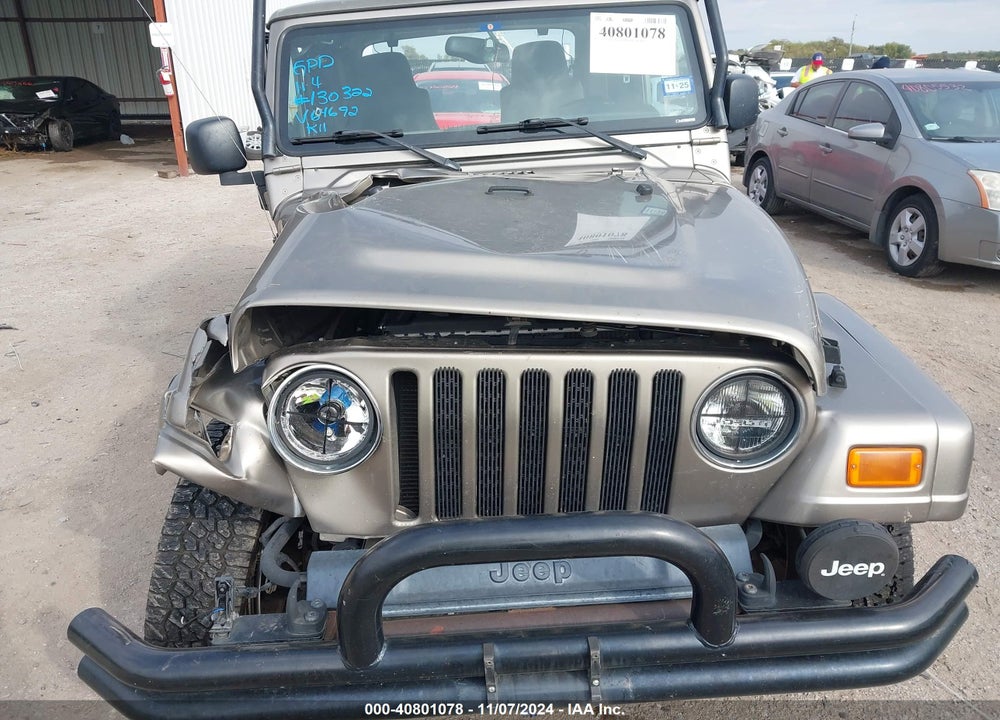 2004 JEEP WRANGLER SAHARA VIN: 1J4FA59S44P764692