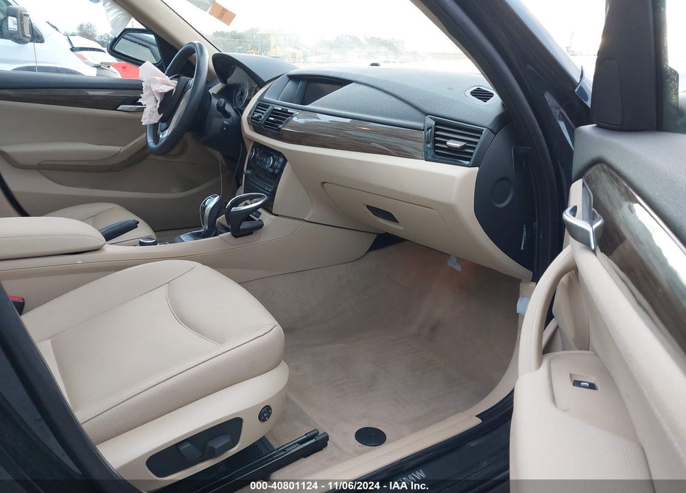 2014 BMW X1 XDRIVE28I VIN: WBAVL1C50EV419516