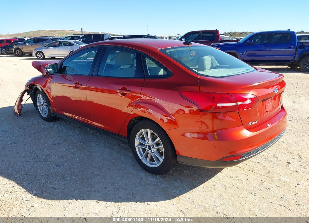 2018 FORD FOCUS SE VIN: 1FADP3FEXJL321843