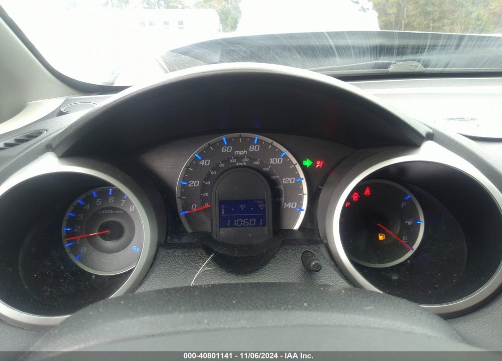 2013 HONDA FIT VIN: JHMGE8H37DC055769