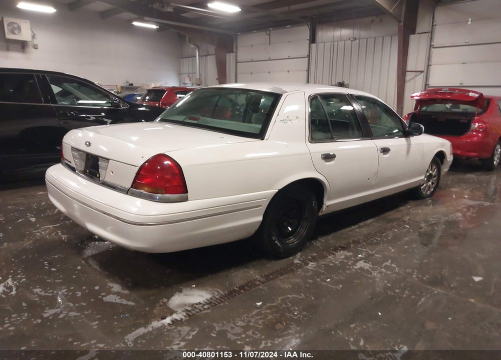 1998 FORD CROWN VICTORIA LX VIN: 2FAFP74W5WX191444