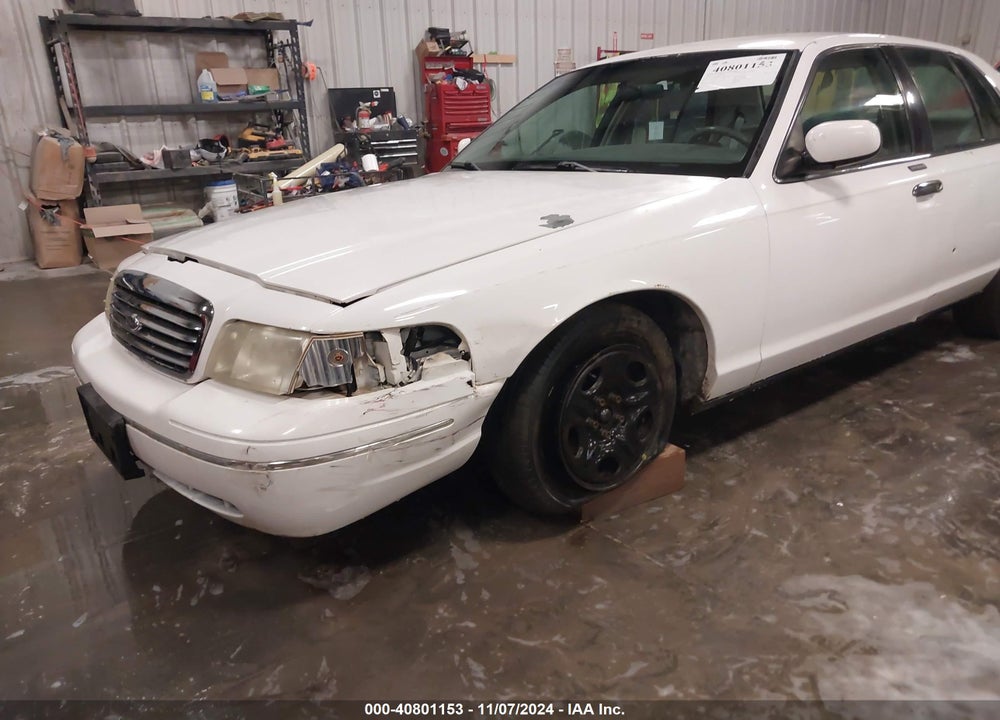 1998 FORD CROWN VICTORIA LX VIN: 2FAFP74W5WX191444