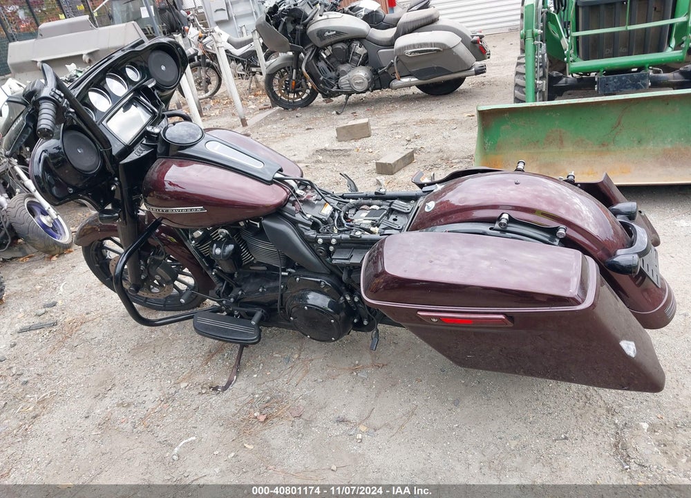 2018 HARLEY-DAVIDSON FLHXS STREET GLIDE SPECIAL VIN: 1HD1KRC15JB602503