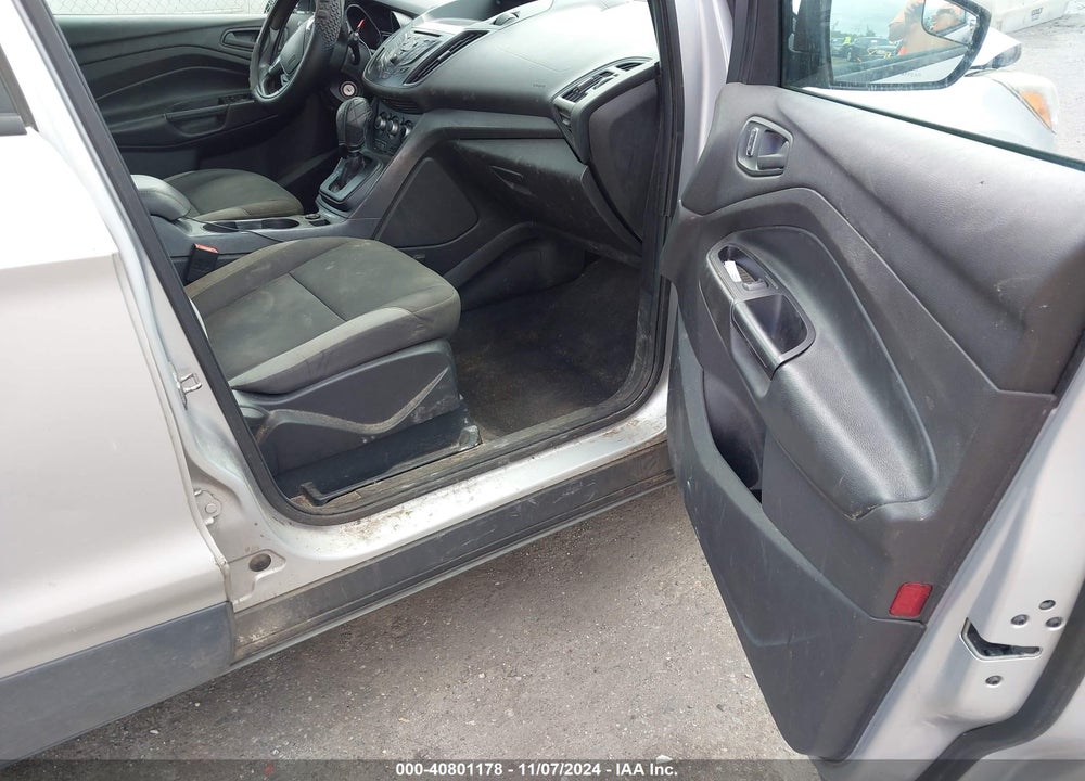 2015 FORD ESCAPE S VIN: 1FMCU0F79FUB25288