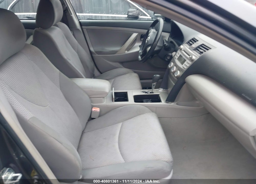 2011 TOYOTA CAMRY SE VIN: 4T1BF3EK5BU768583