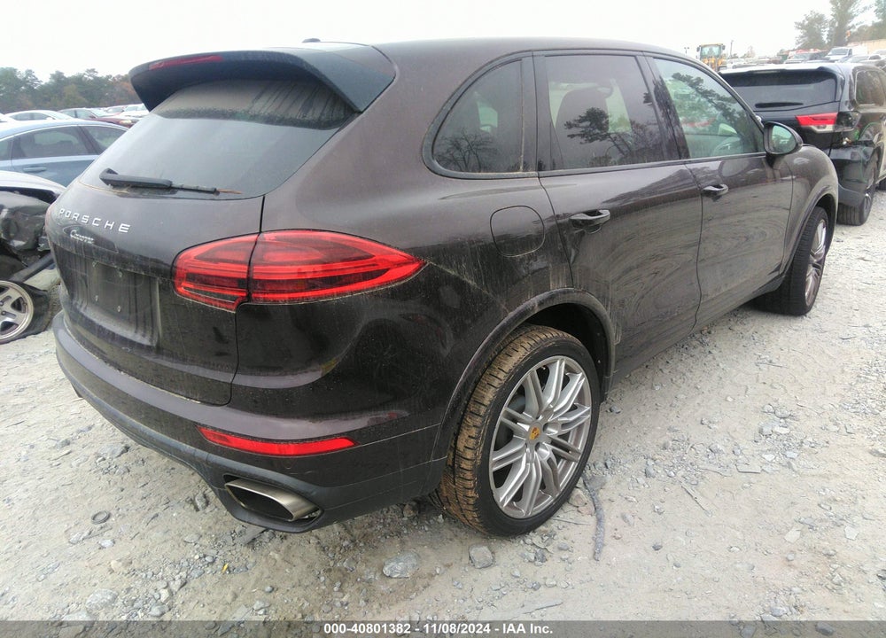 2017 PORSCHE CAYENNE PLATINUM EDITION VIN: WP1AA2A27HKA87598