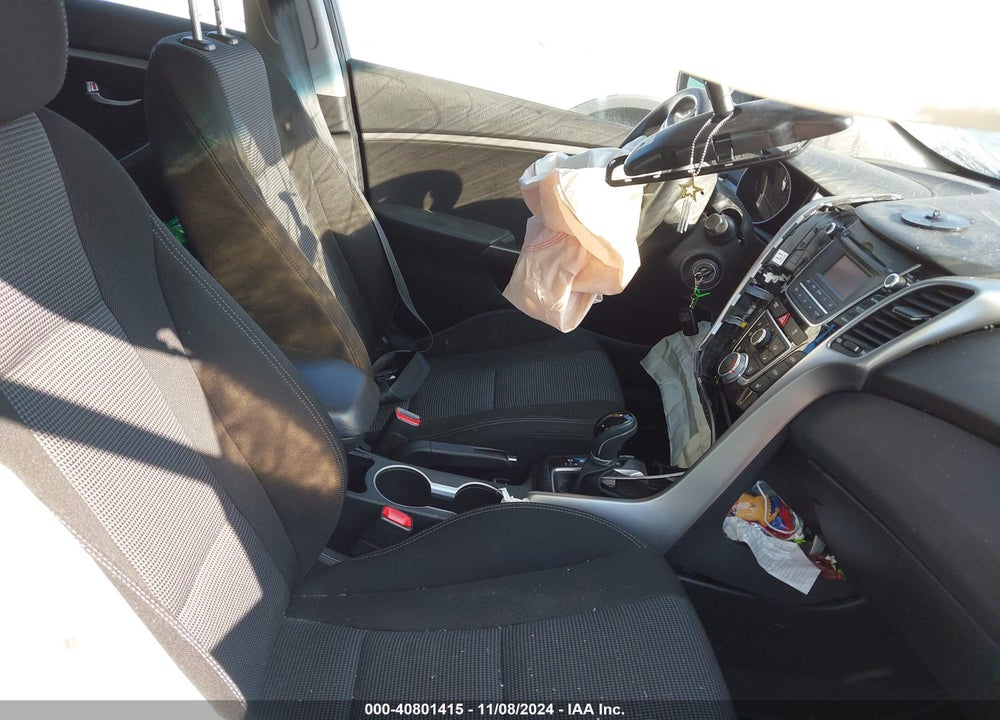 2013 HYUNDAI ELANTRA GT VIN: KMHD35LEXDU026466