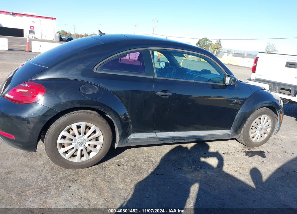 2012 VOLKSWAGEN BEETLE ENTRY VIN: 3VWFP7AT0CM638111