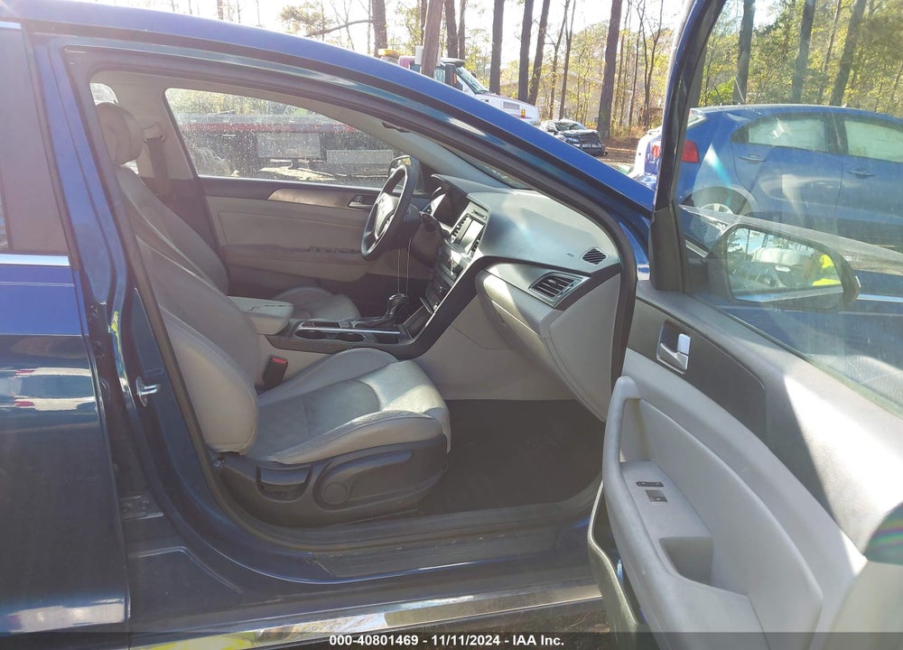 2017 HYUNDAI SONATA SPORT VIN: 5NPE34AF4HH585378