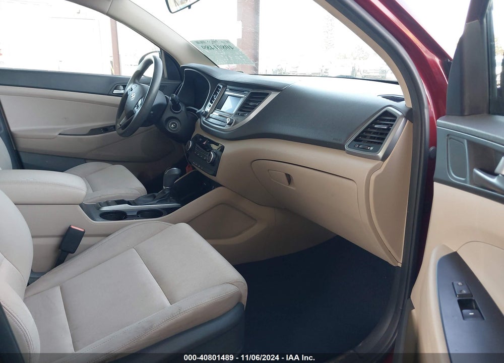 2016 HYUNDAI TUCSON SE VIN: KM8J23A45GU055110