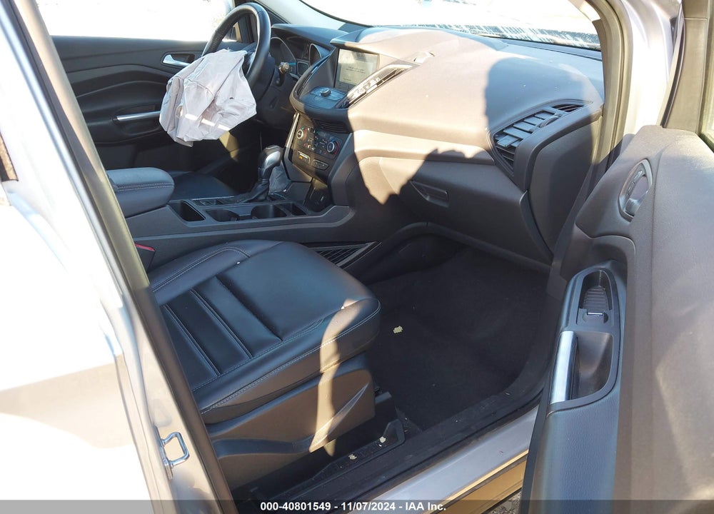 2019 FORD ESCAPE SEL VIN: 1FMCU9HD8KUC05618