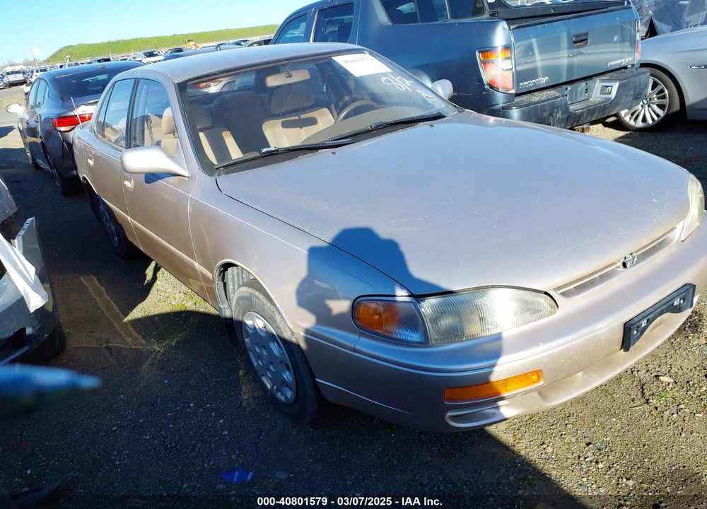 1995 TOYOTA CAMRY LE VIN: JT2SK12E3S0295155