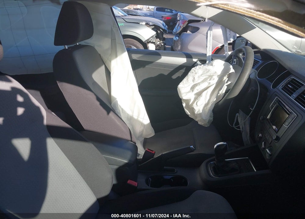 2017 VOLKSWAGEN JETTA 1.4T S VIN: 3VW2B7AJ4HM356671