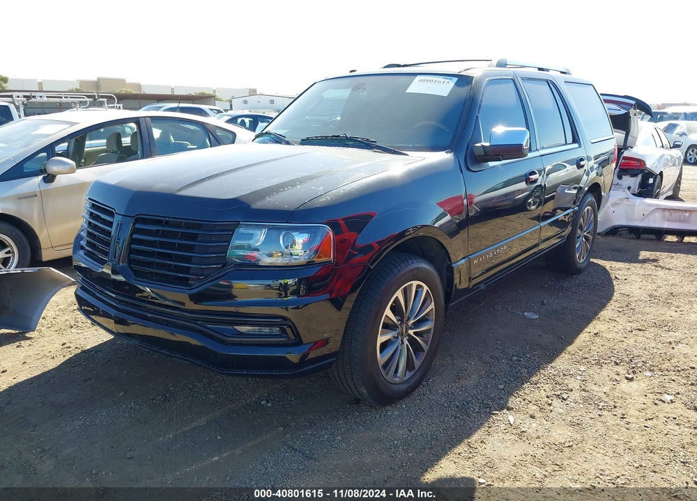 2015 LINCOLN NAVIGATOR VIN: 5LMJJ2JTXFEJ13738