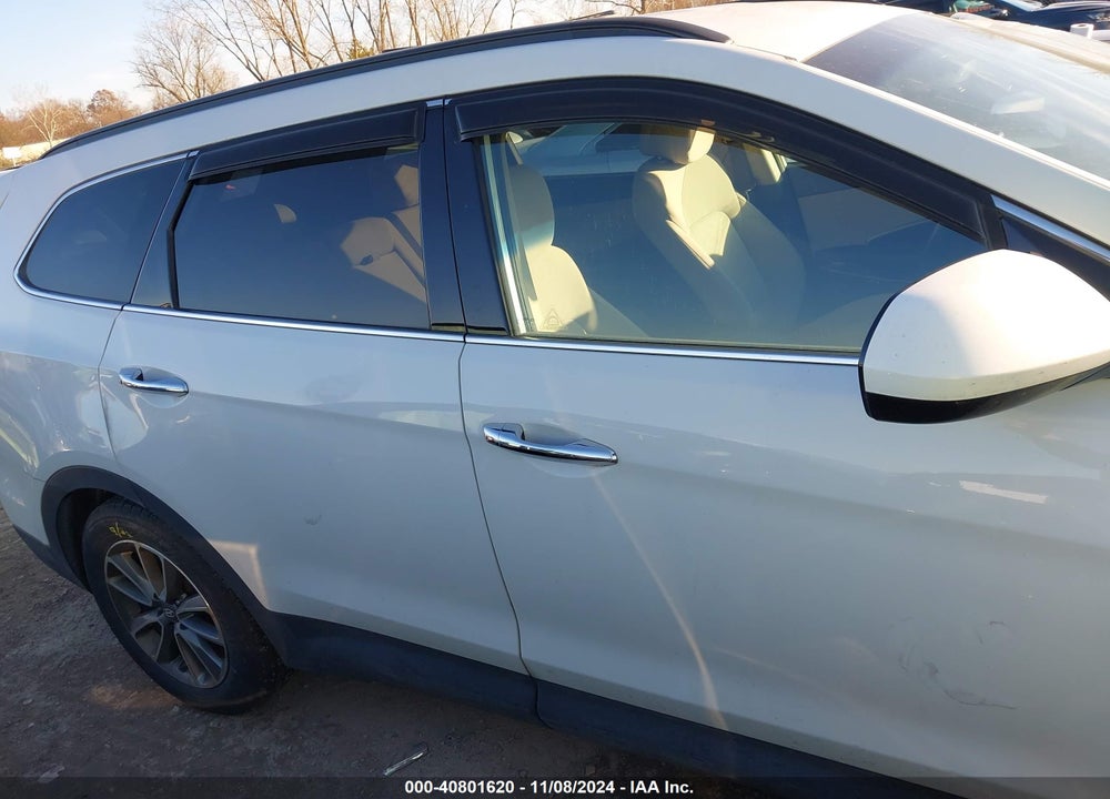 2017 HYUNDAI SANTA FE SE VIN: KM8SMDHF5HU172005