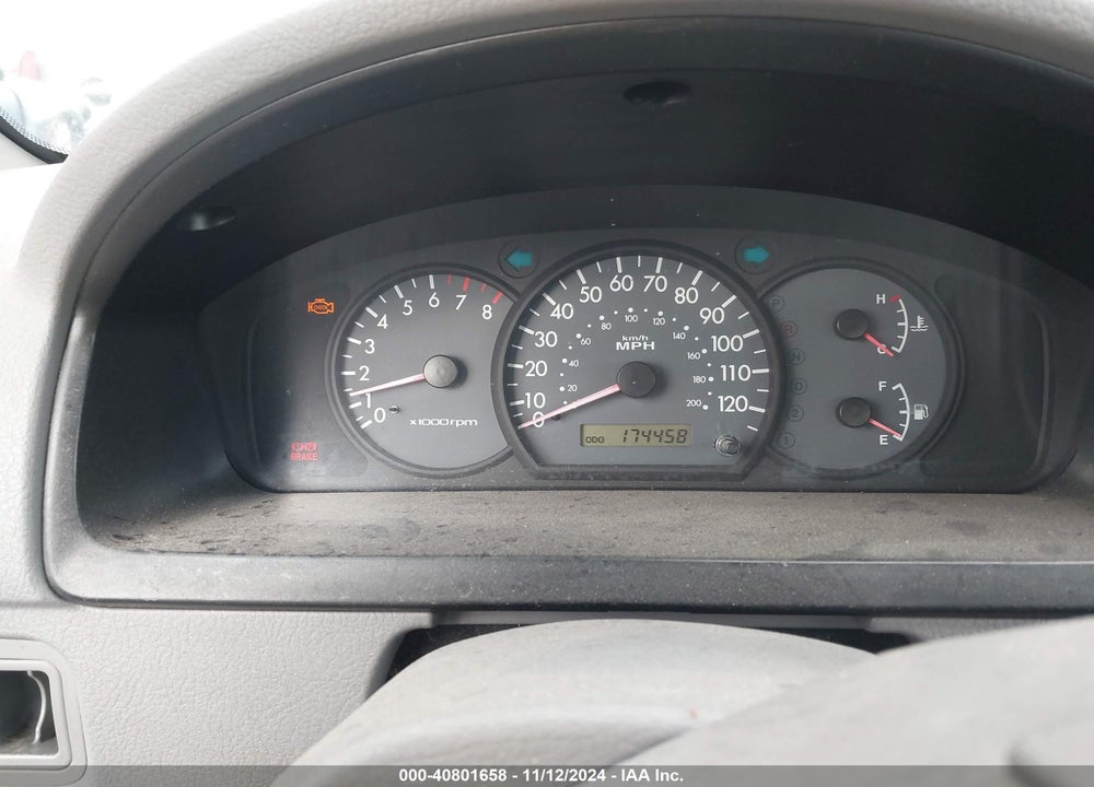 2003 KIA RIO VIN: KNADC125036238310