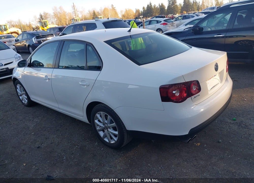 2010 VOLKSWAGEN JETTA LIMITED EDITION VIN: 3VWRZ7AJ9AM124647