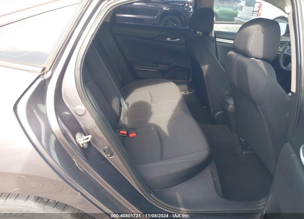 2018 HONDA CIVIC LX VIN: 19XFC2F5XJE043785