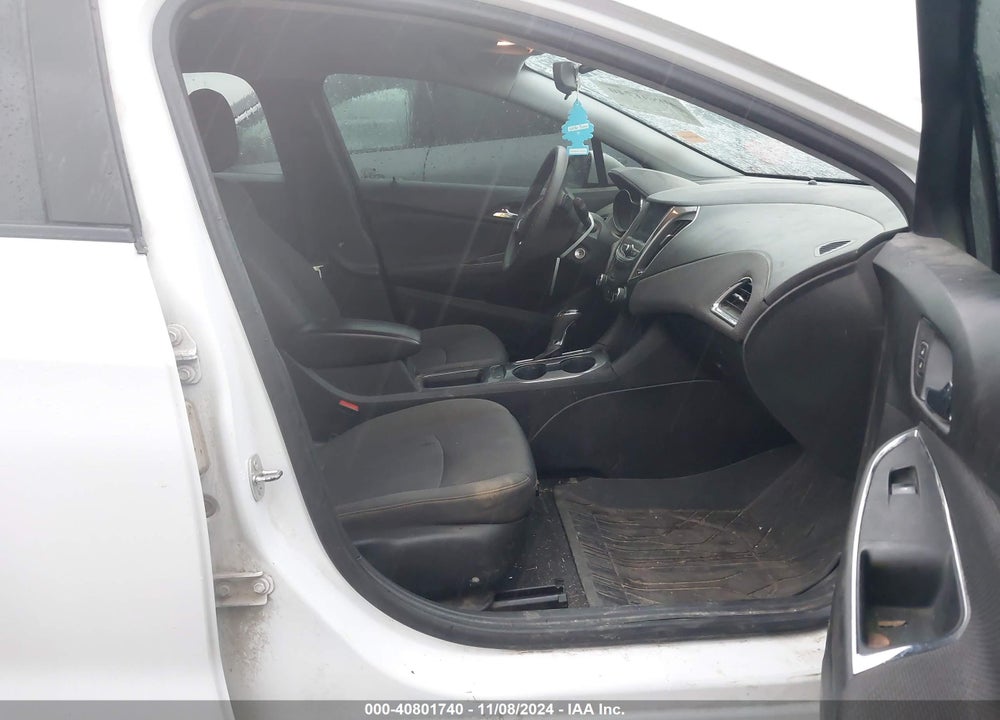 2019 CHEVROLET CRUZE VIN: 3G1BC6SM7KS589703