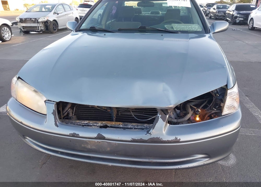 2000 TOYOTA CAMRY LE VIN: JT2BG22K5Y0399541