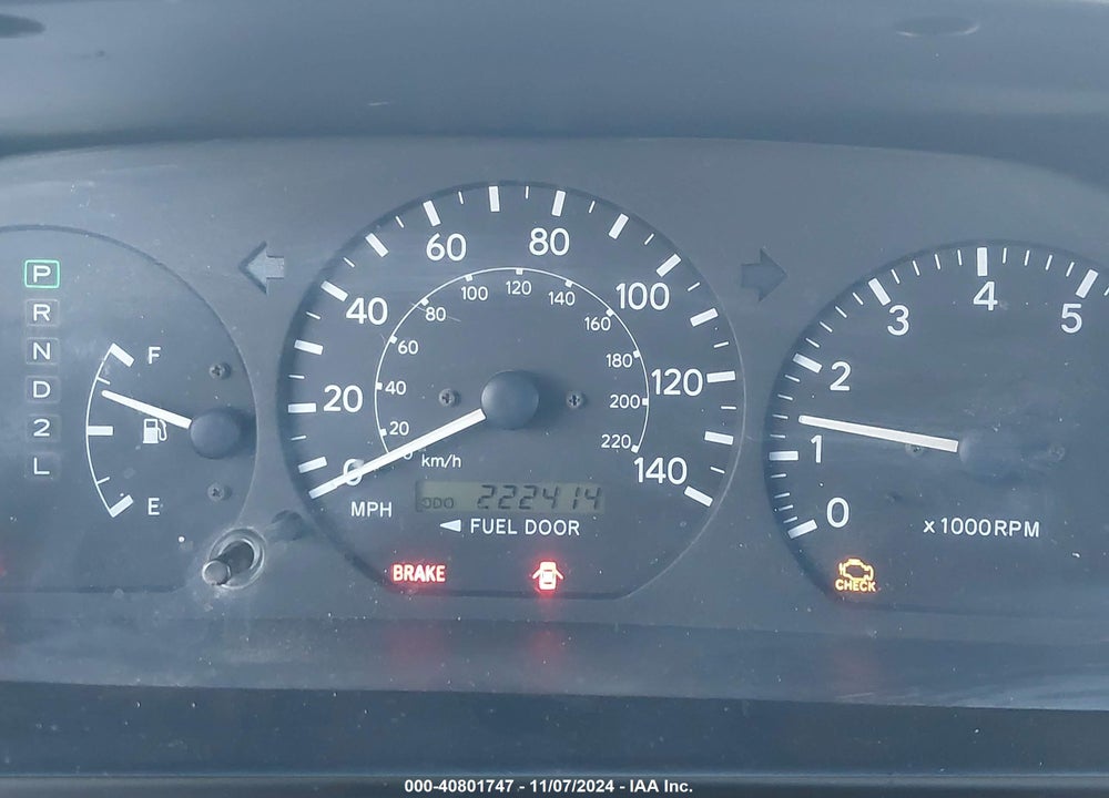 2000 TOYOTA CAMRY LE VIN: JT2BG22K5Y0399541
