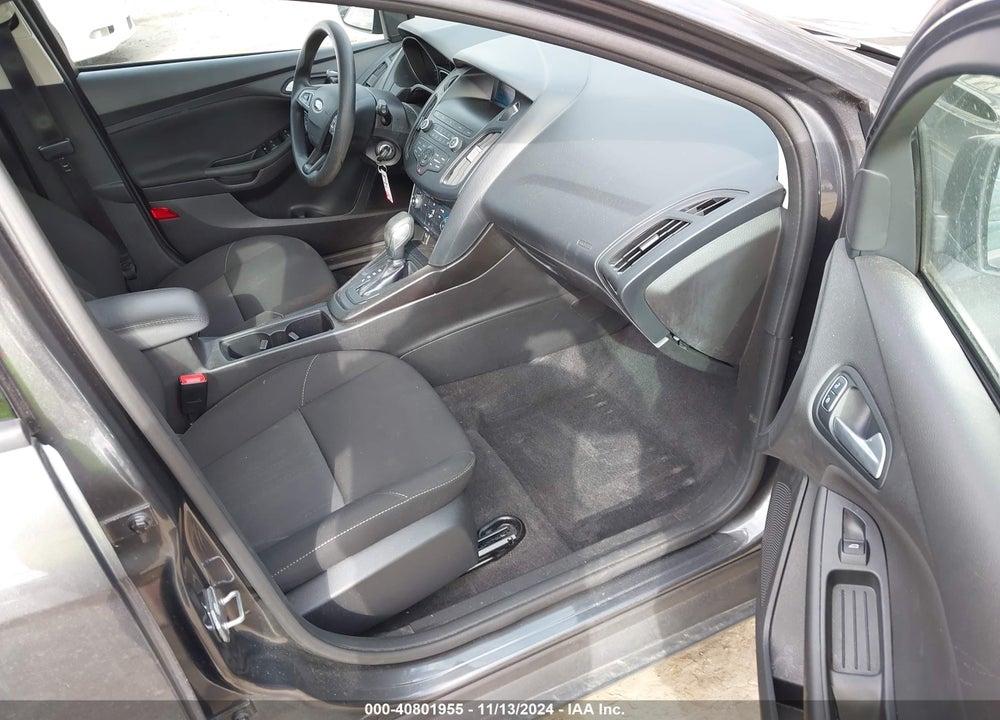 2018 FORD FOCUS SE VIN: 1FADP3K22JL226267