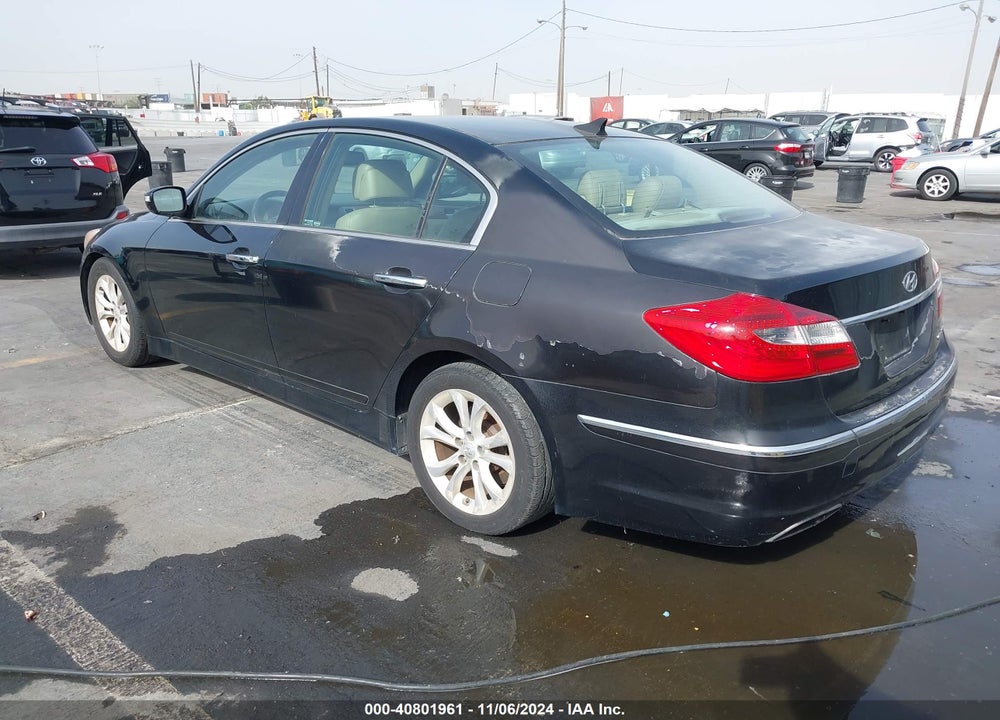2013 HYUNDAI GENESIS 3.8 VIN: KMHGC4DD3DU215554