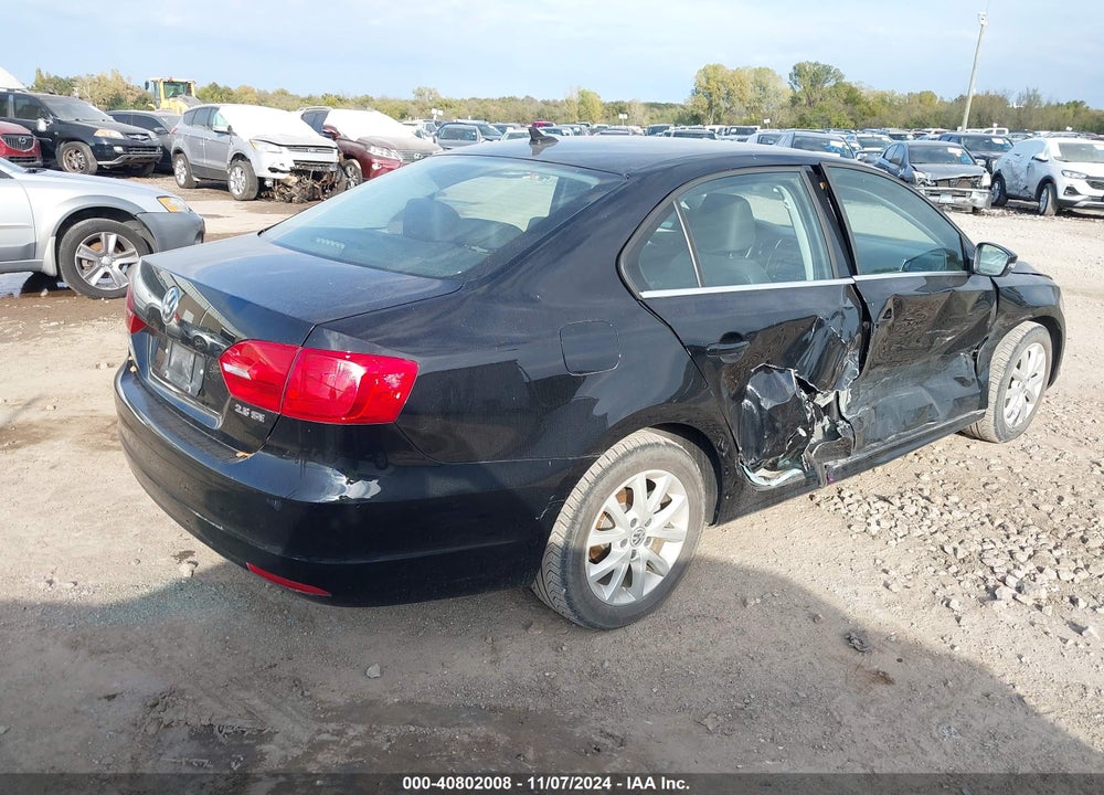 2013 VOLKSWAGEN JETTA 2.5L SE VIN: 3VWDX7AJ0DM256930
