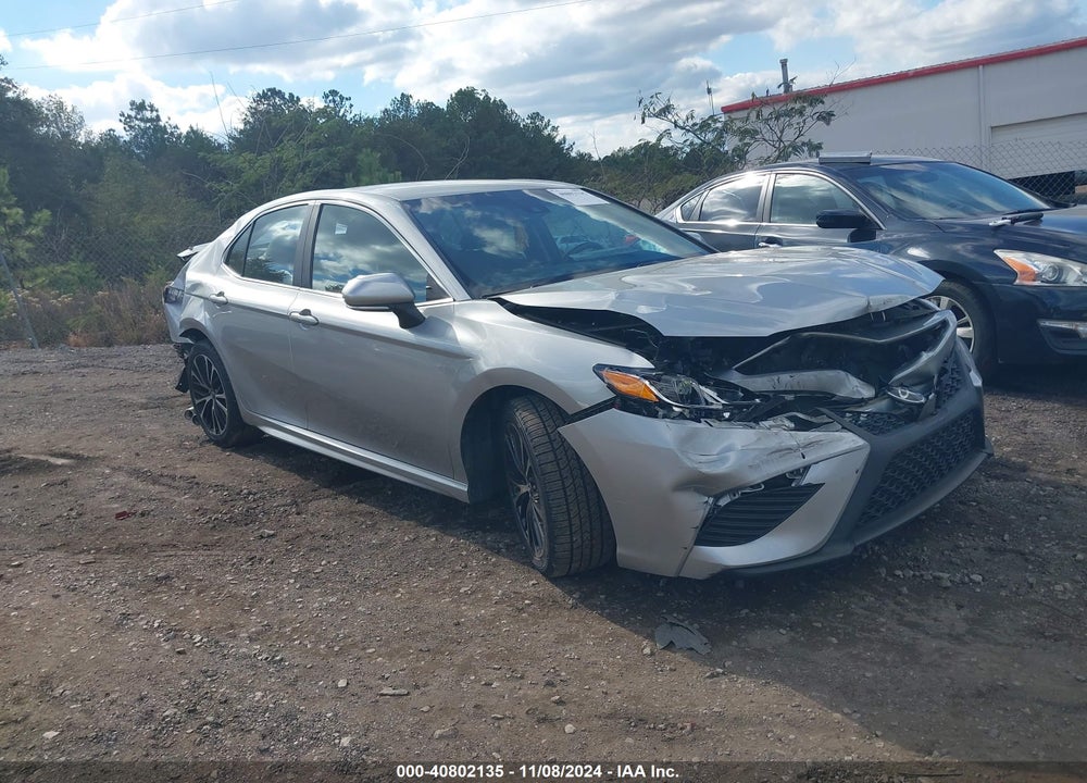 2018 TOYOTA CAMRY SE VIN: 4T1B11HK2JU113763