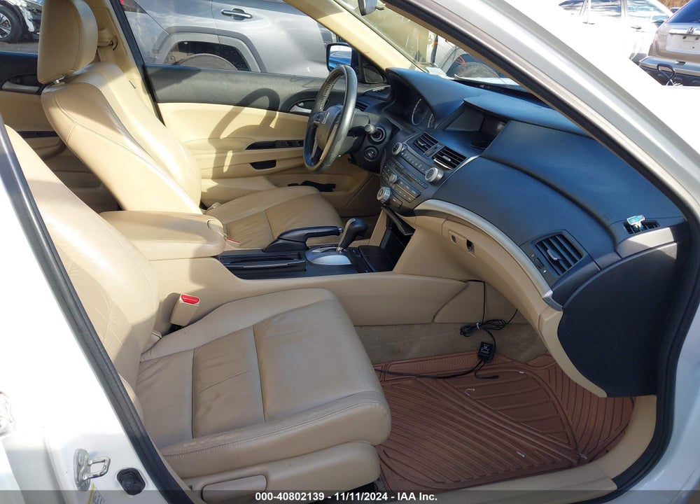 2012 HONDA ACCORD 2.4 SE VIN: 1HGCP2F68CA050077